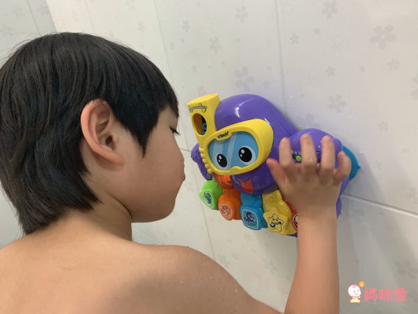 媽咪洗澡神助手♡【英國Vtech ✖ 加拿大MARCUS】歡樂聲光洗澡玩具♡泡泡章魚邊洗澡邊唱歌