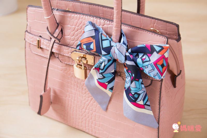 ★ 日本空運金釦絲巾包 #全團免運 ★