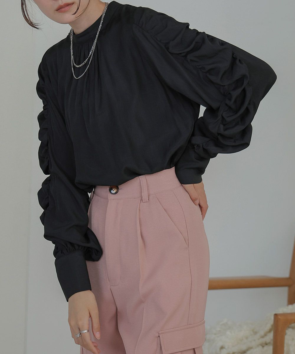 日本 Bab - 嫘縈柔滑抓皺薄長袖上衣-米杏