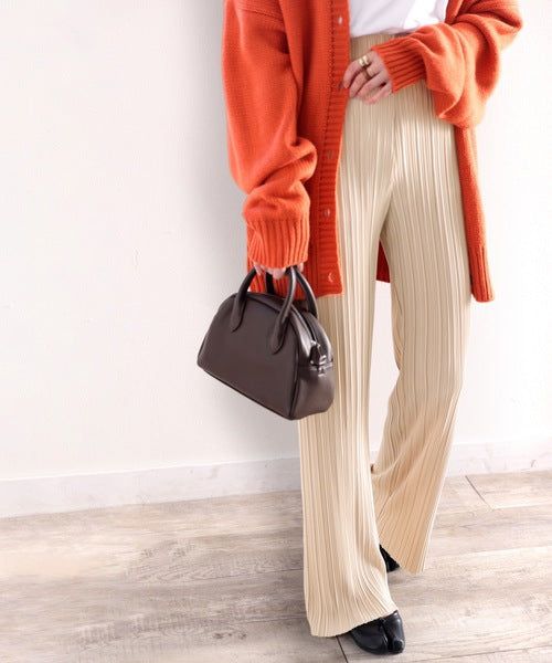 日本 Classical Elf - 光澤感細褶垂墜感長褲-焦糖棕