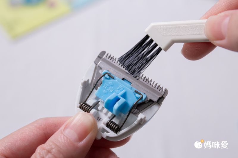 奧本電剪 - 家用充電式陶瓷理髮器-湖水藍【充電式】