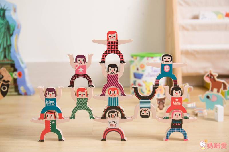 法國 Vilac 超質感玩具系列♔ 手提攜帶家家酒～帶出門詢問度超高★觸覺啟發桌遊～啟發幼兒大腦！