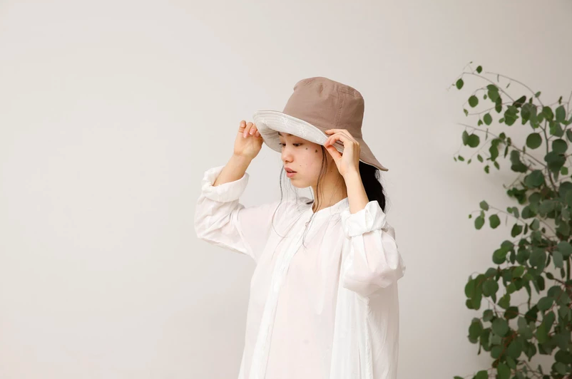 日本媽咪夏日愛用 ☼ 大帽簷透氣遮陽帽 / 抗UV涼感袖套！
