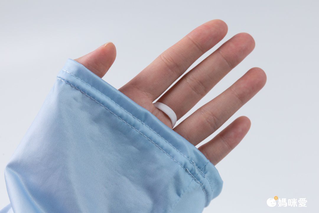 寬鬆成人冰絲防曬袖套-漸層款-粉+藍 (F(約48x12cm))