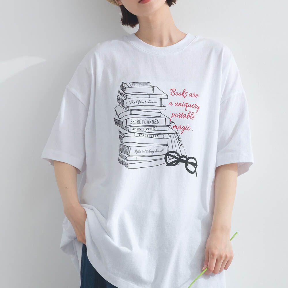 16OE天竺棉 氣質書籍印花寬鬆短袖上衣-白
