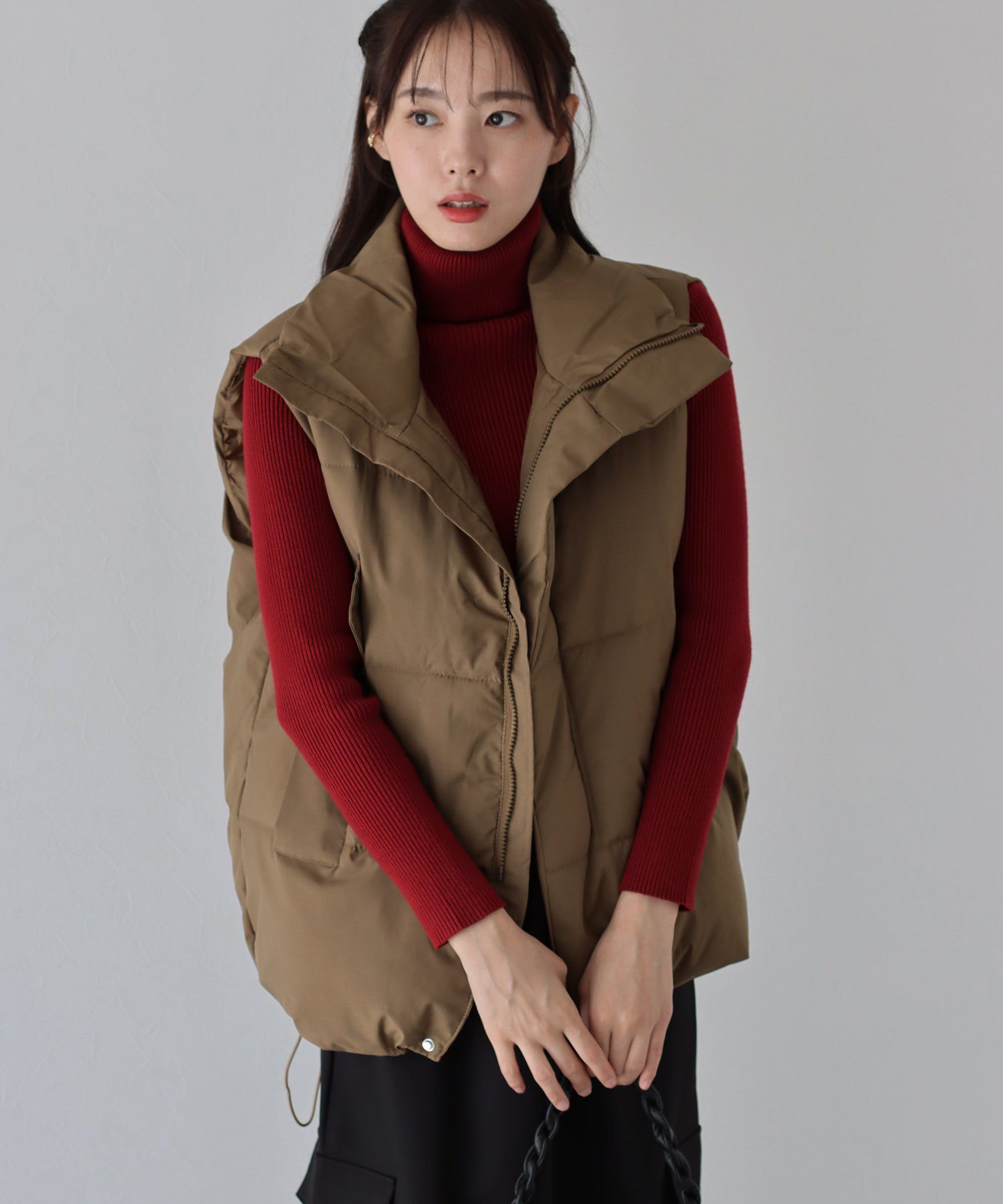 日本 BLUE EAST - 高領防風保暖鋪棉背心-深灰