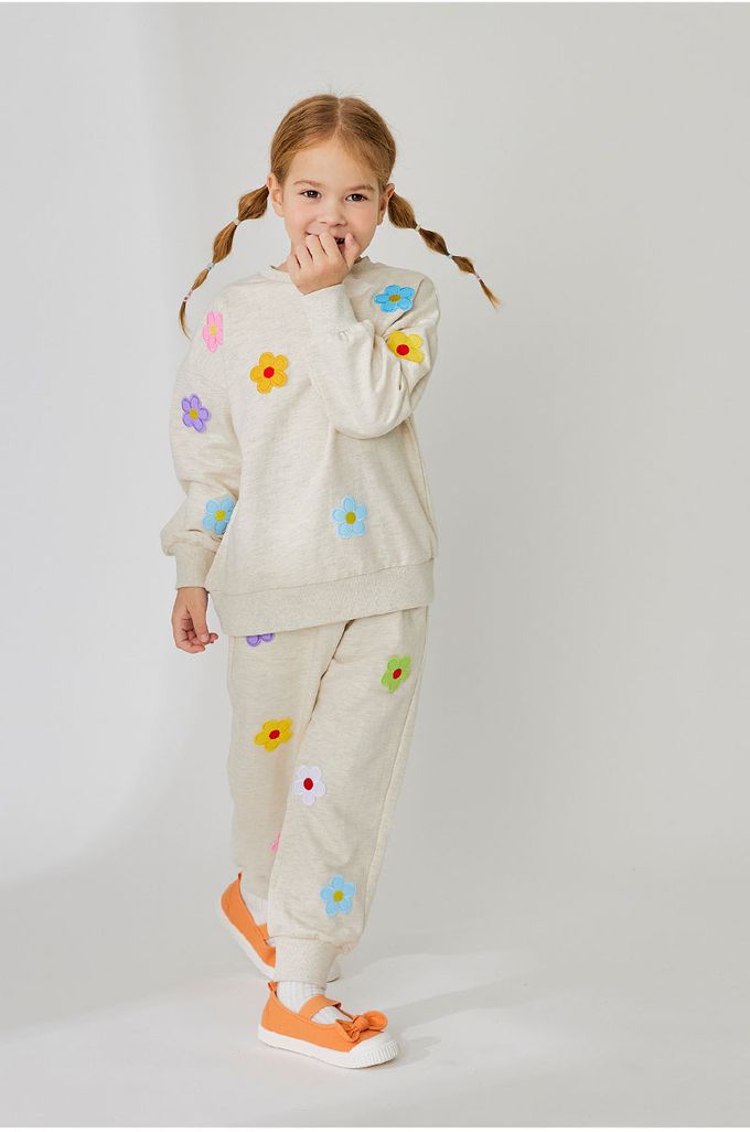 韓國 OZKIZ - 繽紛花朵休閒長袖套裝-燕麥