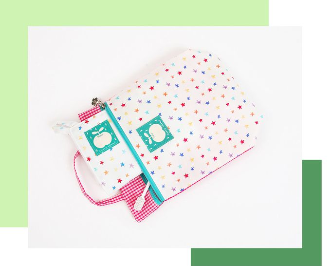 韓國 Coney Island - 多用途手提防水寬底收納袋-彩色星星 (20.5X25X7cm)