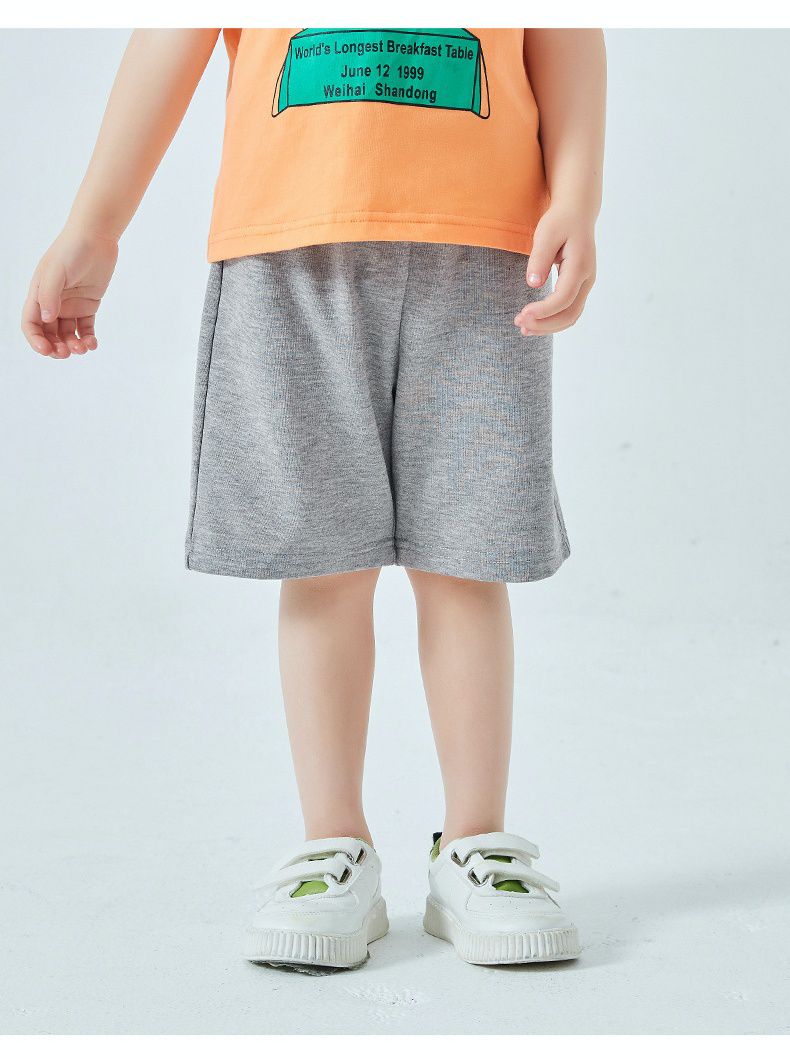 純棉休閒運動五分褲-刺繡小圓標籤-深藍色