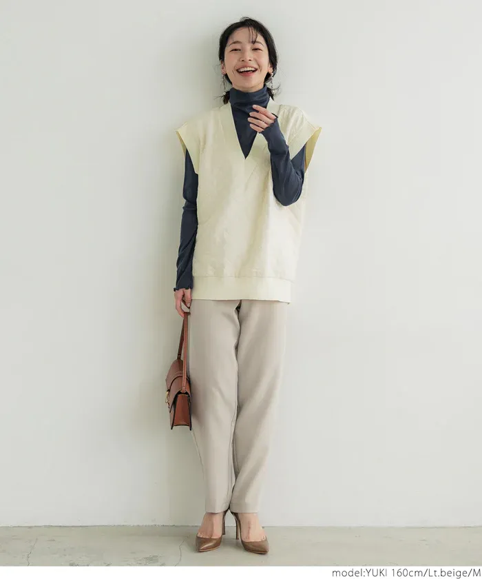 日本 COCA - 薄款打褶洗鍊修身錐型褲-米杏