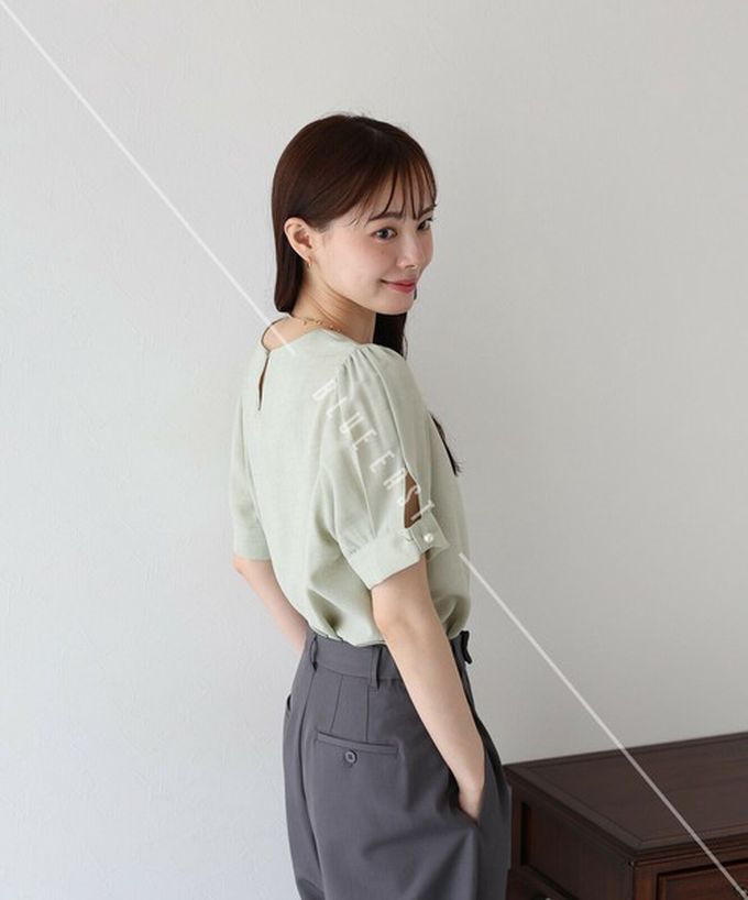 日本 BLUE EAST - 珍珠袖扣亞麻感氣質短袖上衣-黑 (M)