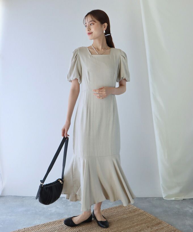 日本 BLUE EAST - 時光漫漫後綁帶泡泡袖洋裝-簡約黑