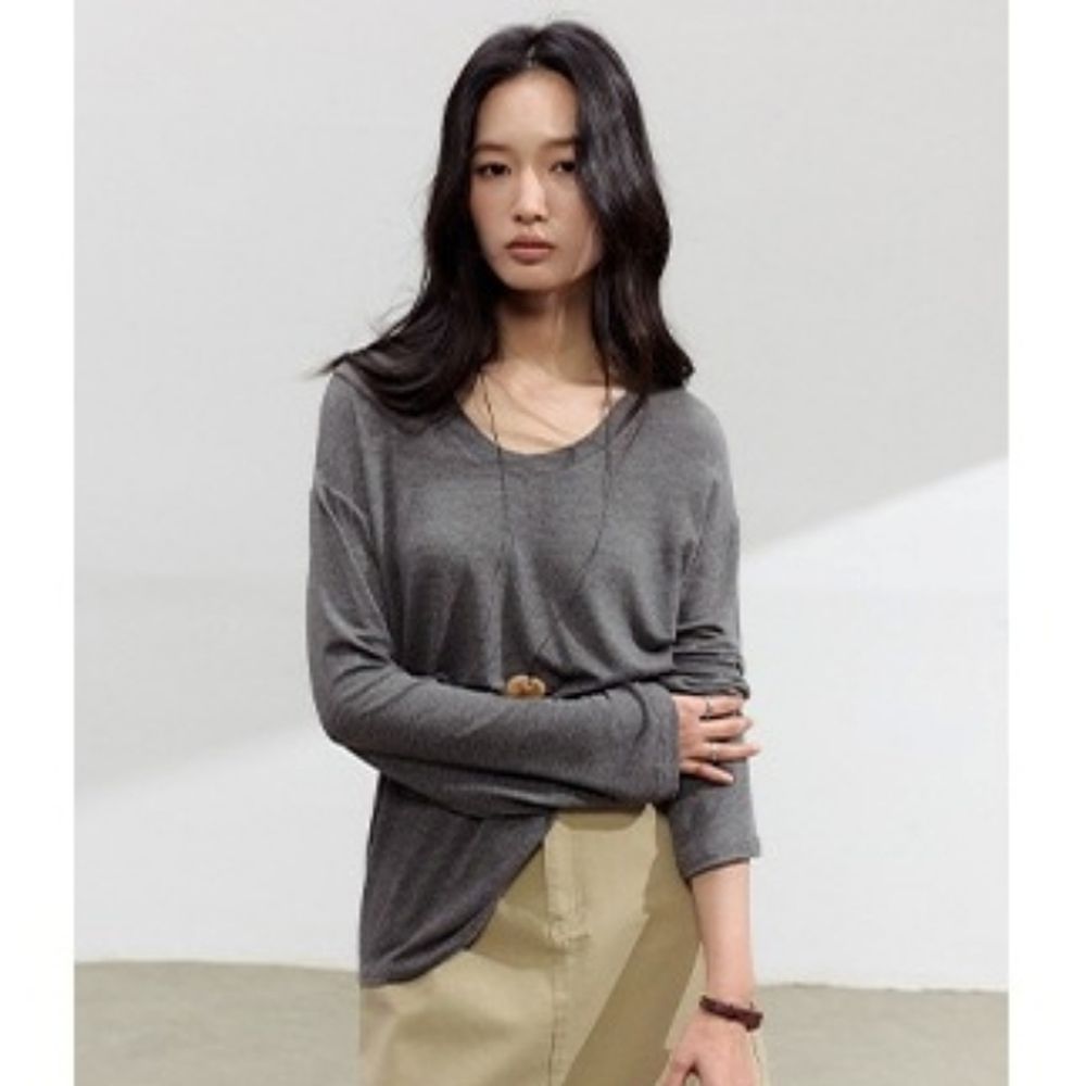 雲感天絲混亞麻U領寬鬆長袖上衣-深灰 (F)