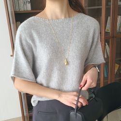 韓國女裝連線 - 溫柔船型領混羊毛五分袖針織上衣-淺灰 (FREE)