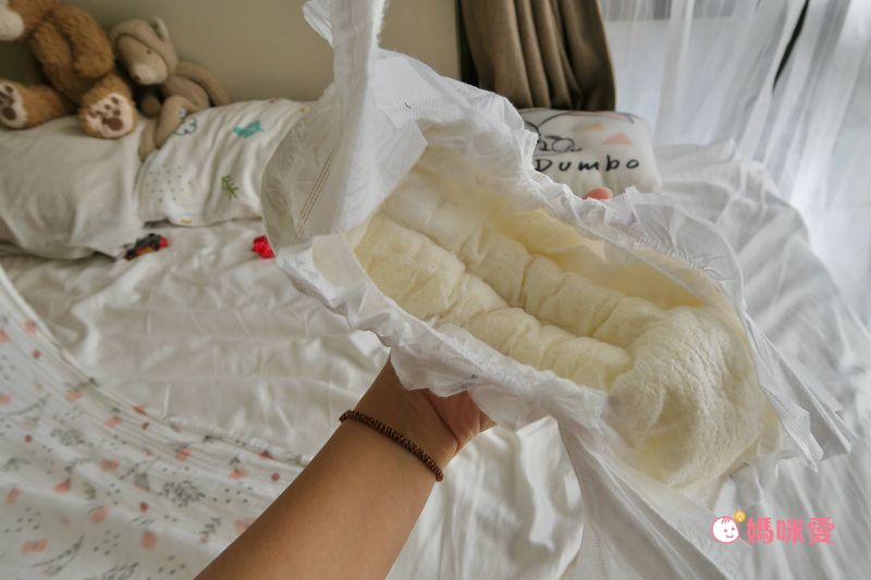 麗貝樂 Libero - 綠色環保升級/嬰兒尿布/紙尿褲touch-頂級系列 (S/3號)-28片x6包