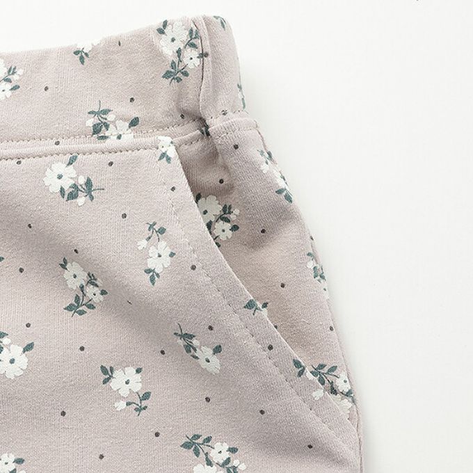 日本 petit main - 可愛荷葉邊短褲-貝殼刺繡-紫