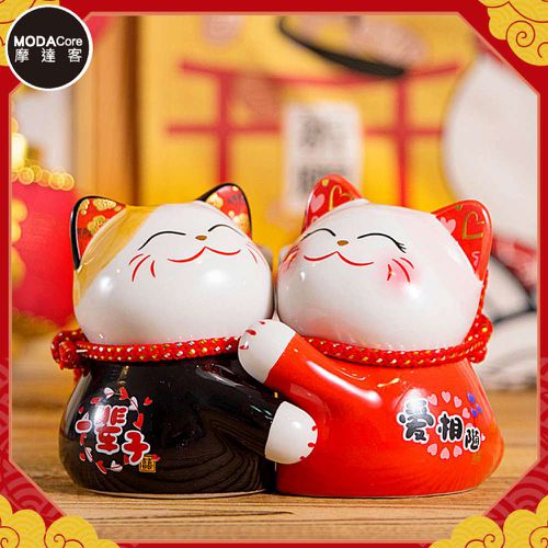 ◉春節開運招財◉幸福滿滿生活甜甜成對抱抱招財貓_撲滿存錢桶擺飾桌飾
