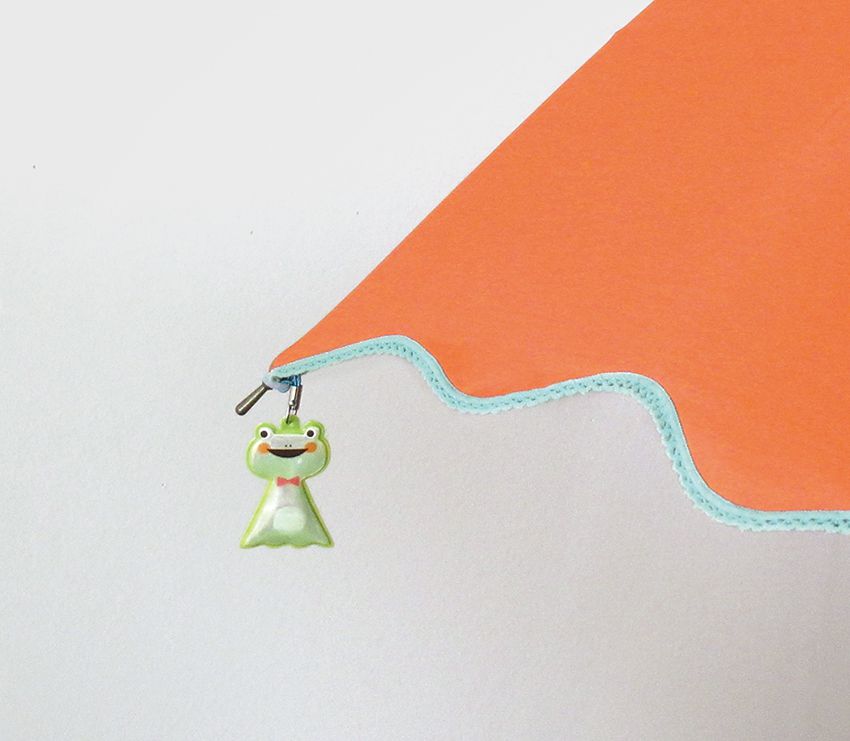 akachan honpo - 車用雨傘固定磁式吊飾-綠色