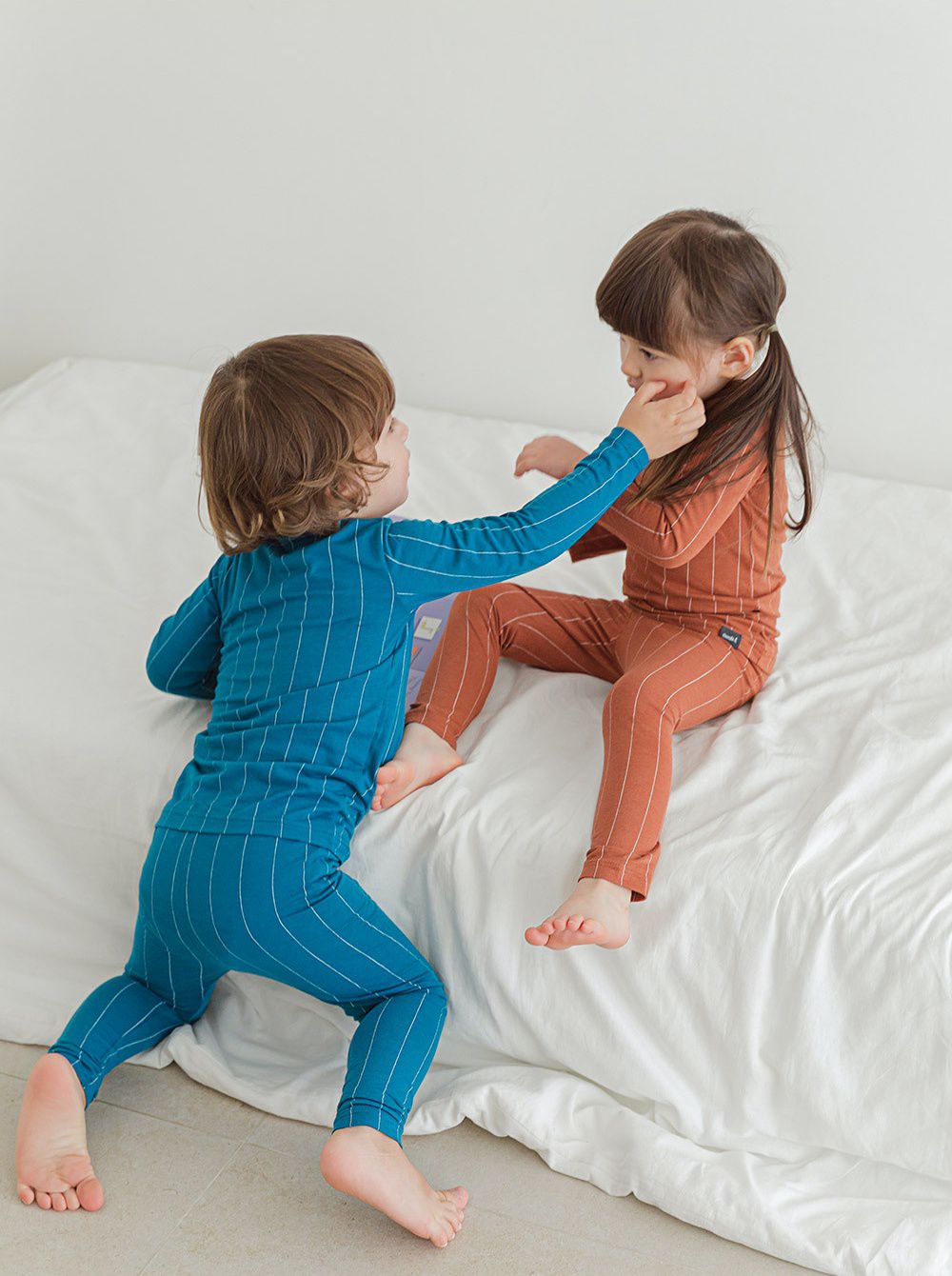 韓國 Cordi-i - 德國Viloft天然纖維保暖衣套裝-深色線條-藍綠