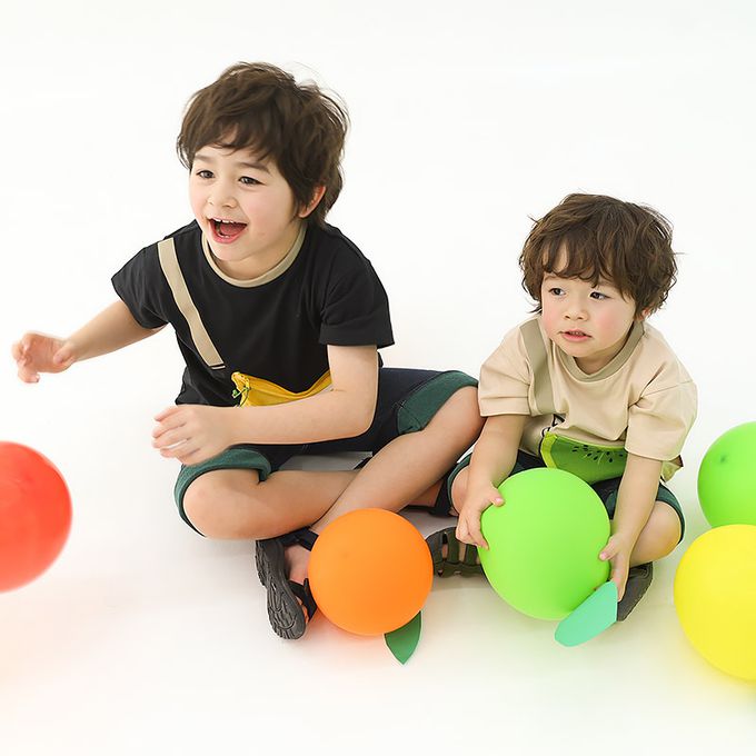 日本 ZOOLAND - 水果天堂 可愛包包造型短袖上衣-奇異果-淺棕