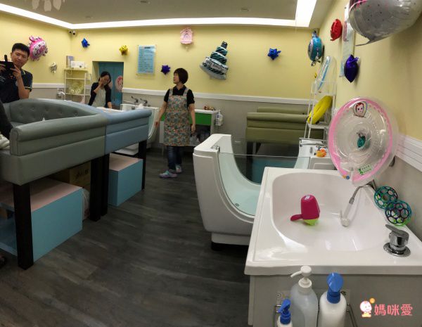 【Baby Salon 樂游館】一對一嬰兒游泳、寶寶按摩 SPA