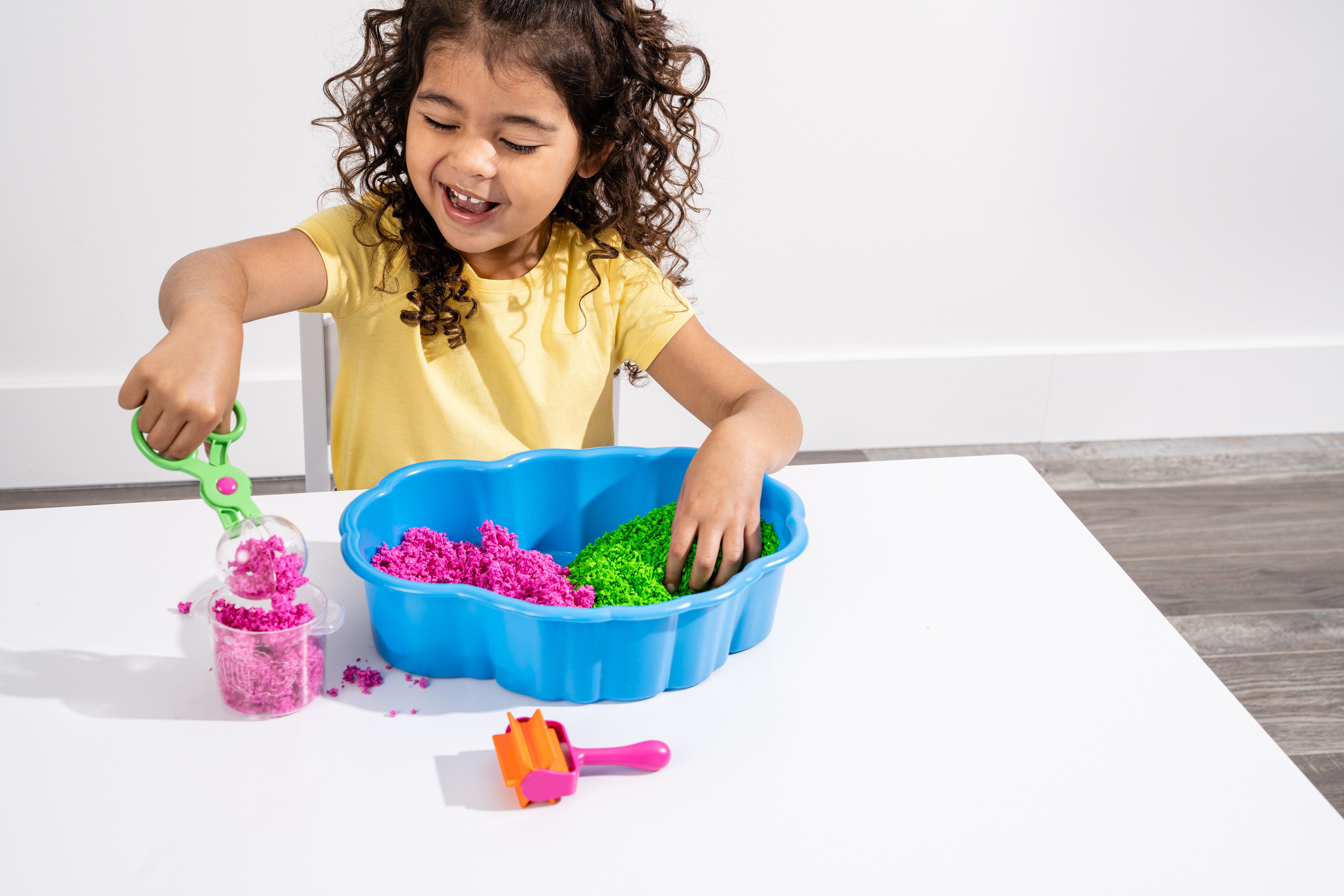 美國 Educational Insights - 魔塑粒粒黏土-空氣鬆土感官盆