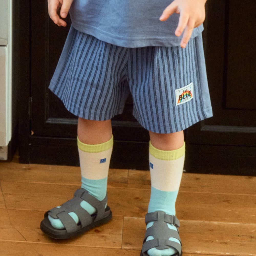 First Blue 鬆緊腰直紋拼接純棉短褲-藍