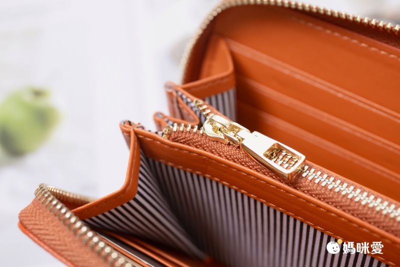 日本 LIZDAYS - [樂天No.1] 超強收納防盜信用卡設計長夾/錢包-帥氣黑 (20x10.5x3cm)