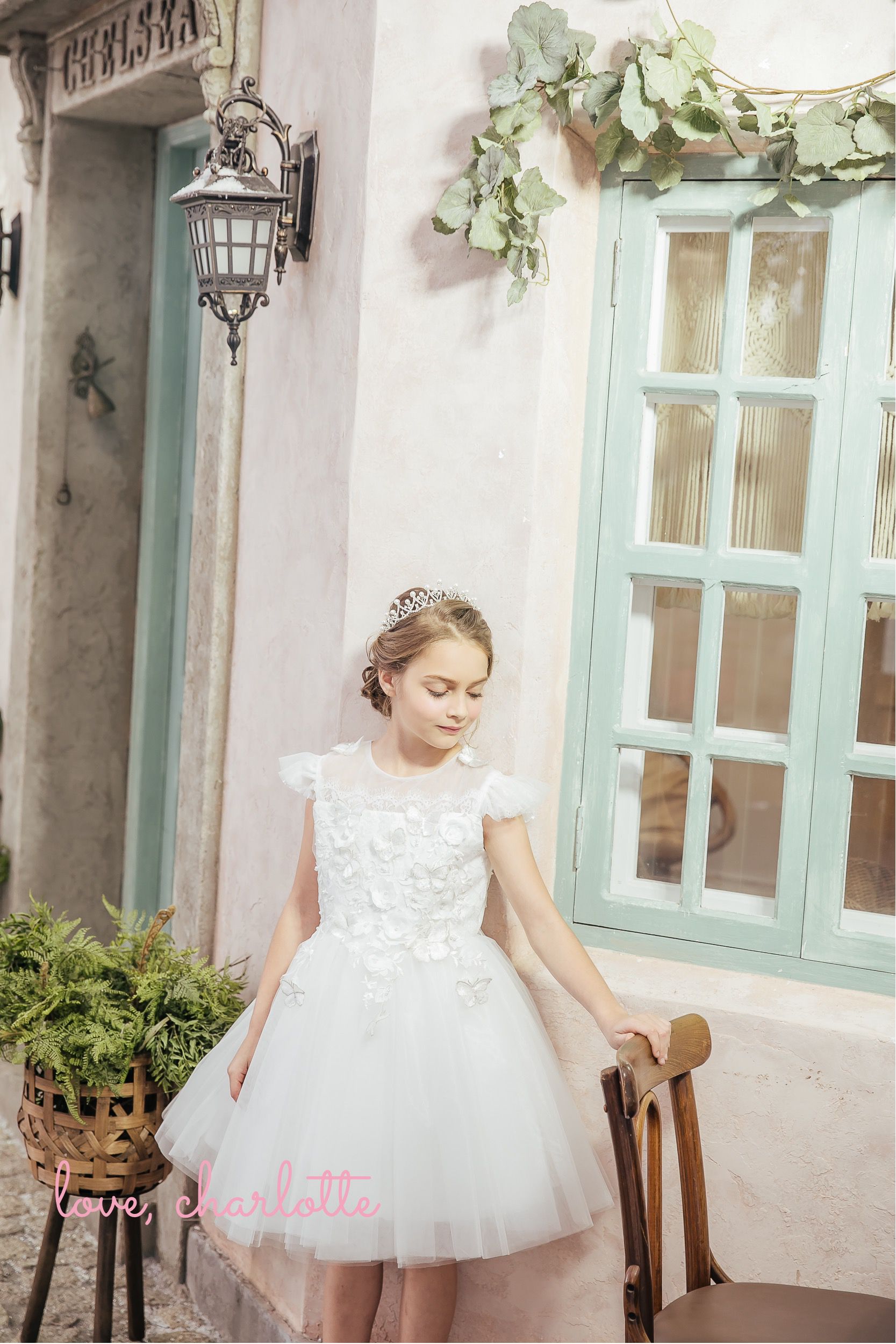 Love, Charlotte - 全白立體蝴蝶小禮服