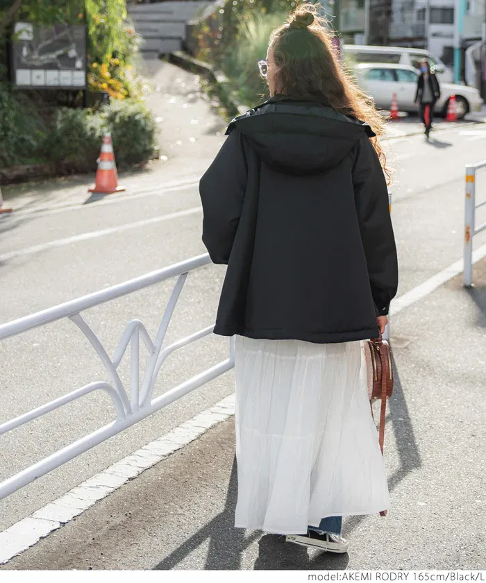 日本 COCA - 斗篷設計鋪棉連帽外套-米杏