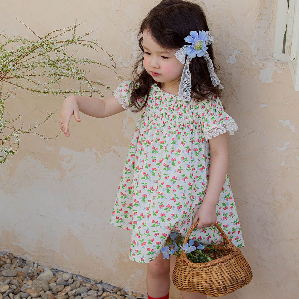 渡假風蕾絲裝飾細肩帶平口洋裝-莓果-白