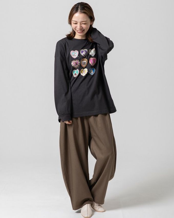 日本 gleam - 可愛貓咪相框寬版長袖T恤-白