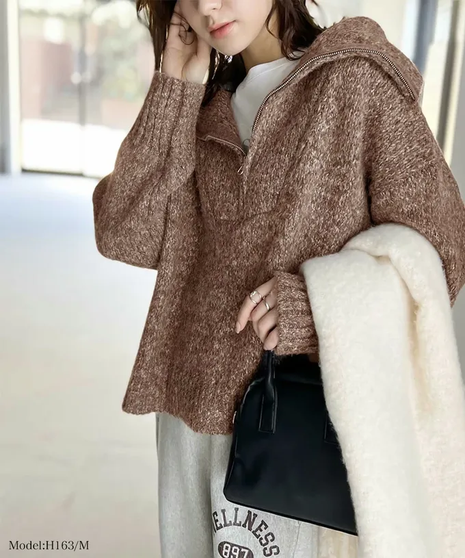 日本 Classical Elf - Java 半拉鏈率性寬鬆素面毛衣-米杏