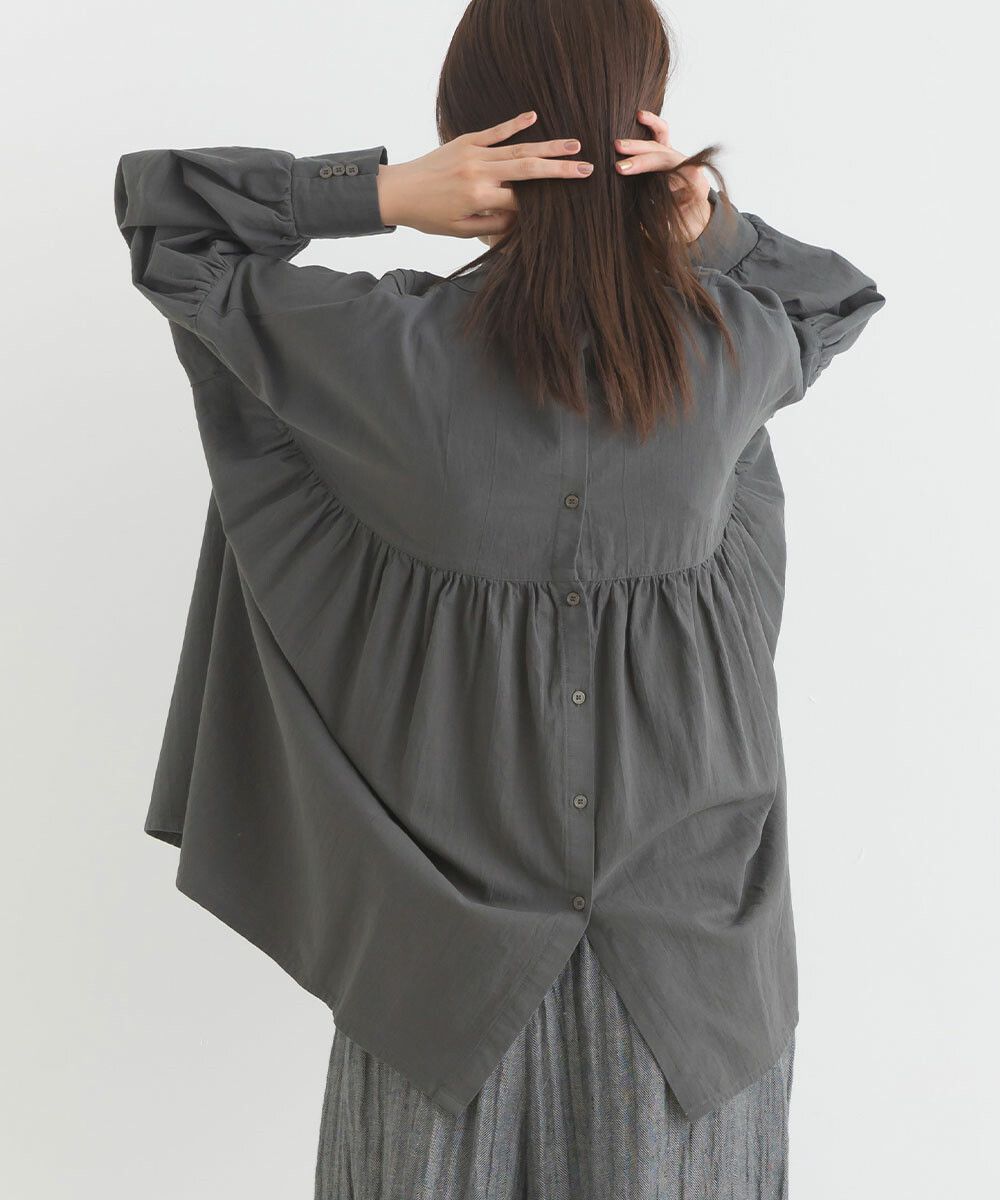 日本女裝代購 - 歐風木耳領2WAY泡泡袖上衣-淺卡其