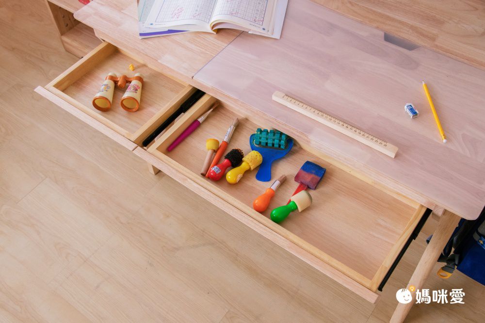 環安傢俱 - 【好好學】成長桌椅組-旗艦組(到府組裝)-(含學習桌+學習椅+創意組合架+書包櫃+側邊延伸櫃，送69*40cm霧透桌墊)-DC-402