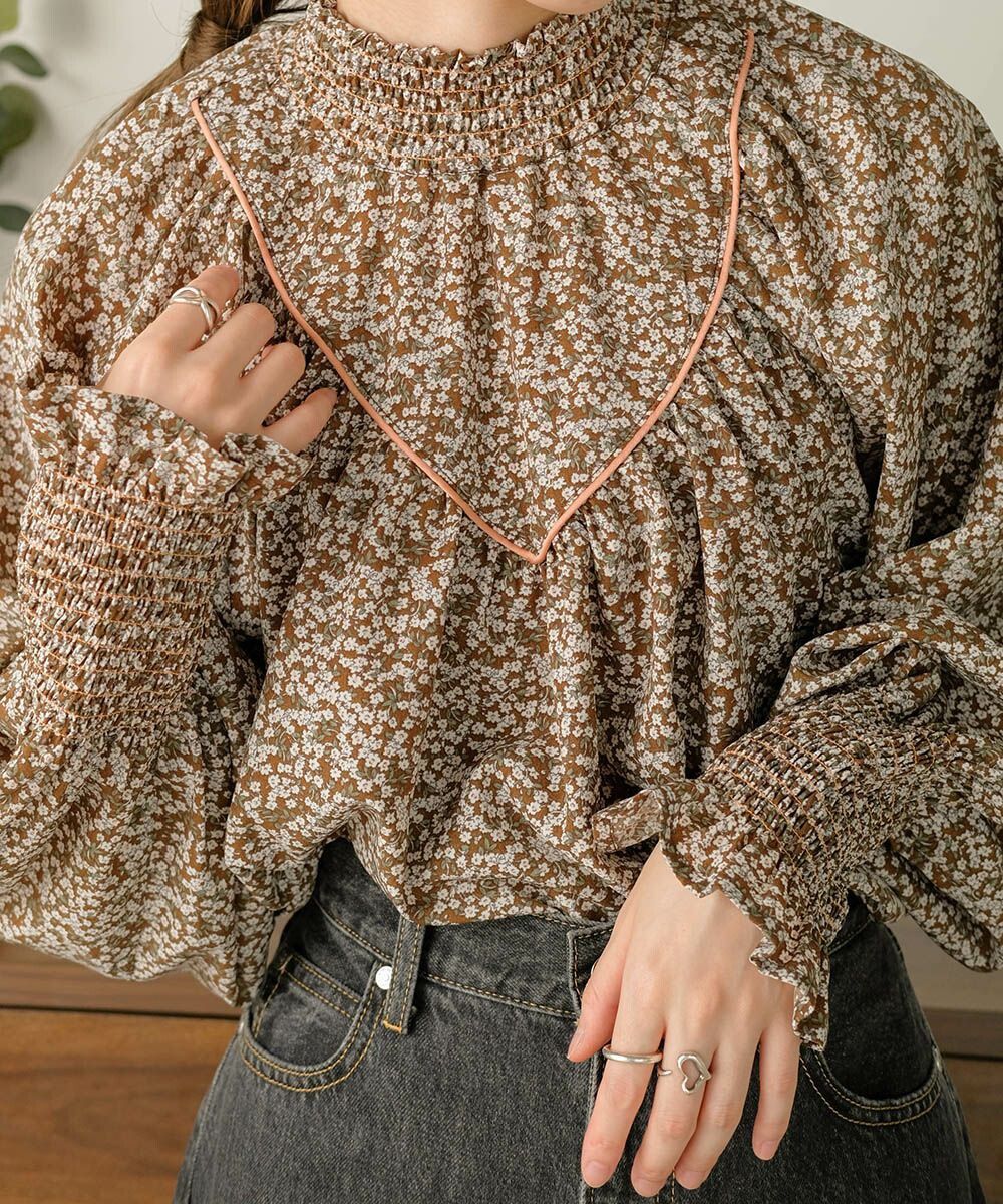 日本 Bab - 歐風碎花澎澎袖上衣-深可可