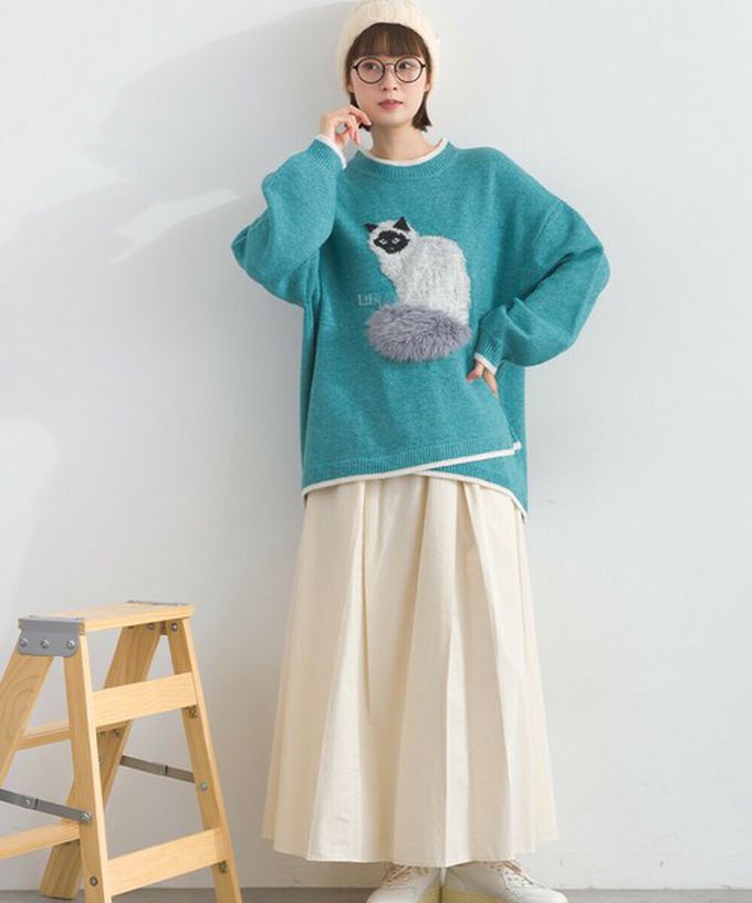 日本 Lupilien - 毛絨尾巴貓咪設計感針織長袖上衣-米白