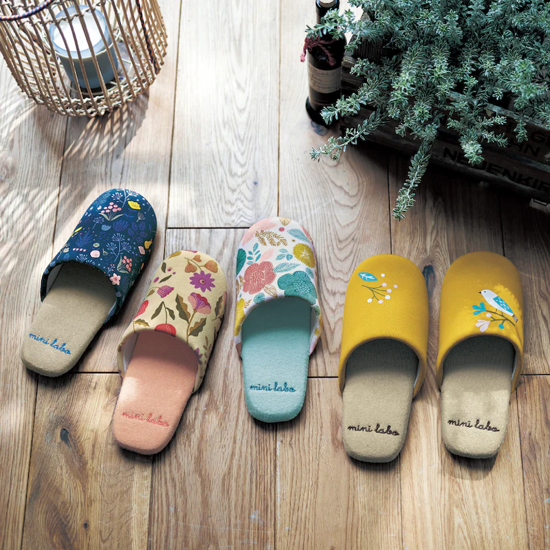 日本千趣會 - mini labo 質感室內拖鞋-石榴花-米粉 (23-25cm)