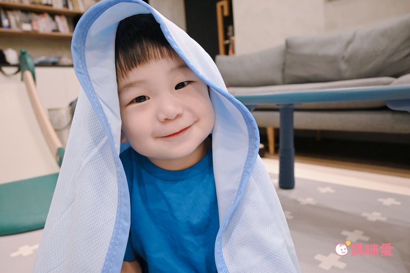 日本池彥 - 接觸涼感毯/涼被-水藍 (140x190cm)