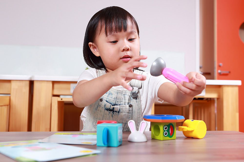 上誼文化 - 磁力接接棒-寶寶第一個圖形遊戲