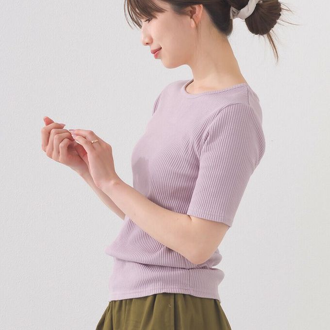 日本 OMNES - 接觸冷感 後頸V羅紋合身短袖上衣-白