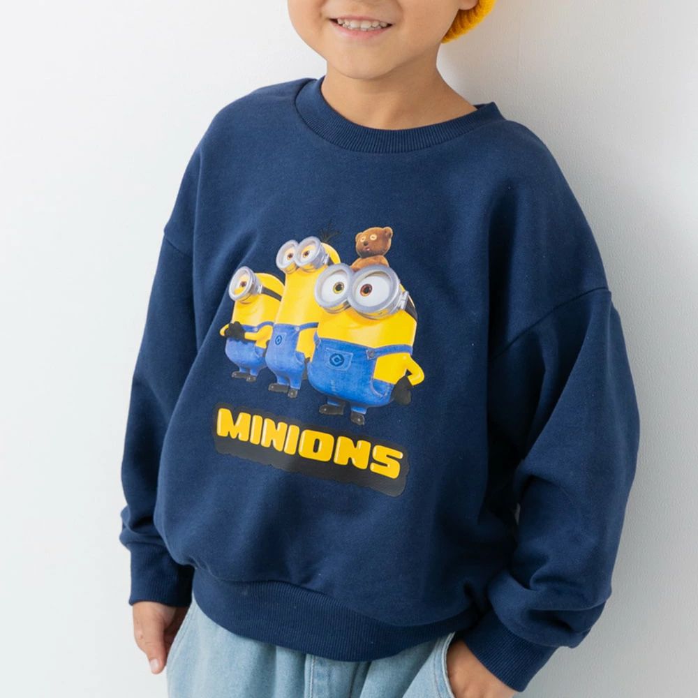 限量聯名 裏毛印花大學長袖上衣-卡通人物小小兵-三人組-海軍藍