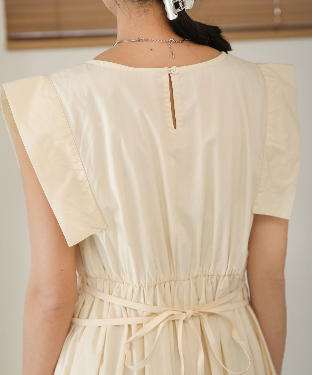 日本 Bab - 浪漫時光層次設計無袖洋裝-黑