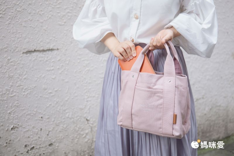 日本 LIZDAYS - [樂天No.1] 超強收納防盜信用卡設計長夾/錢包-帥氣黑 (20x10.5x3cm)