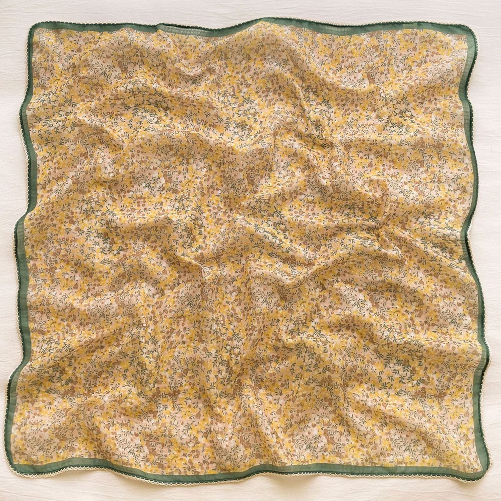 法式棉麻披肩方巾-清新小碎花-淺黃色 (90x90cm)