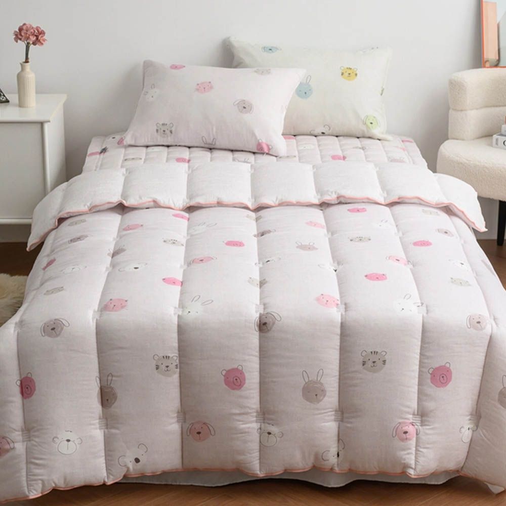 廣藏市場 可水洗天絲莫代爾四季薄被-寵物樂園-粉 (單人/單人加大被[150X200cm])