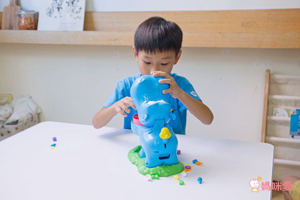 訓練小手抓握力！美國【Learning Resources 桌遊】