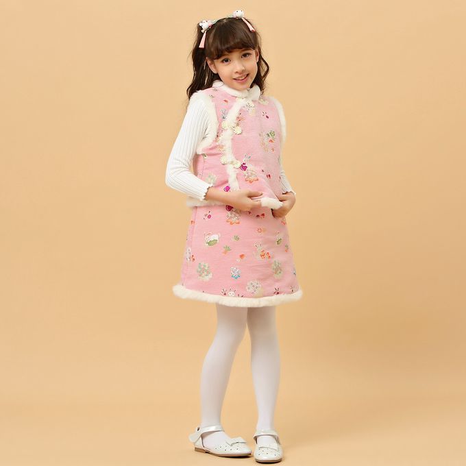 love, charlotte - 小兔子粉色提花絨鋪棉拜年洋裝套組-背心＋短裙兩件套裝搭配羊毛氈流蘇髮夾