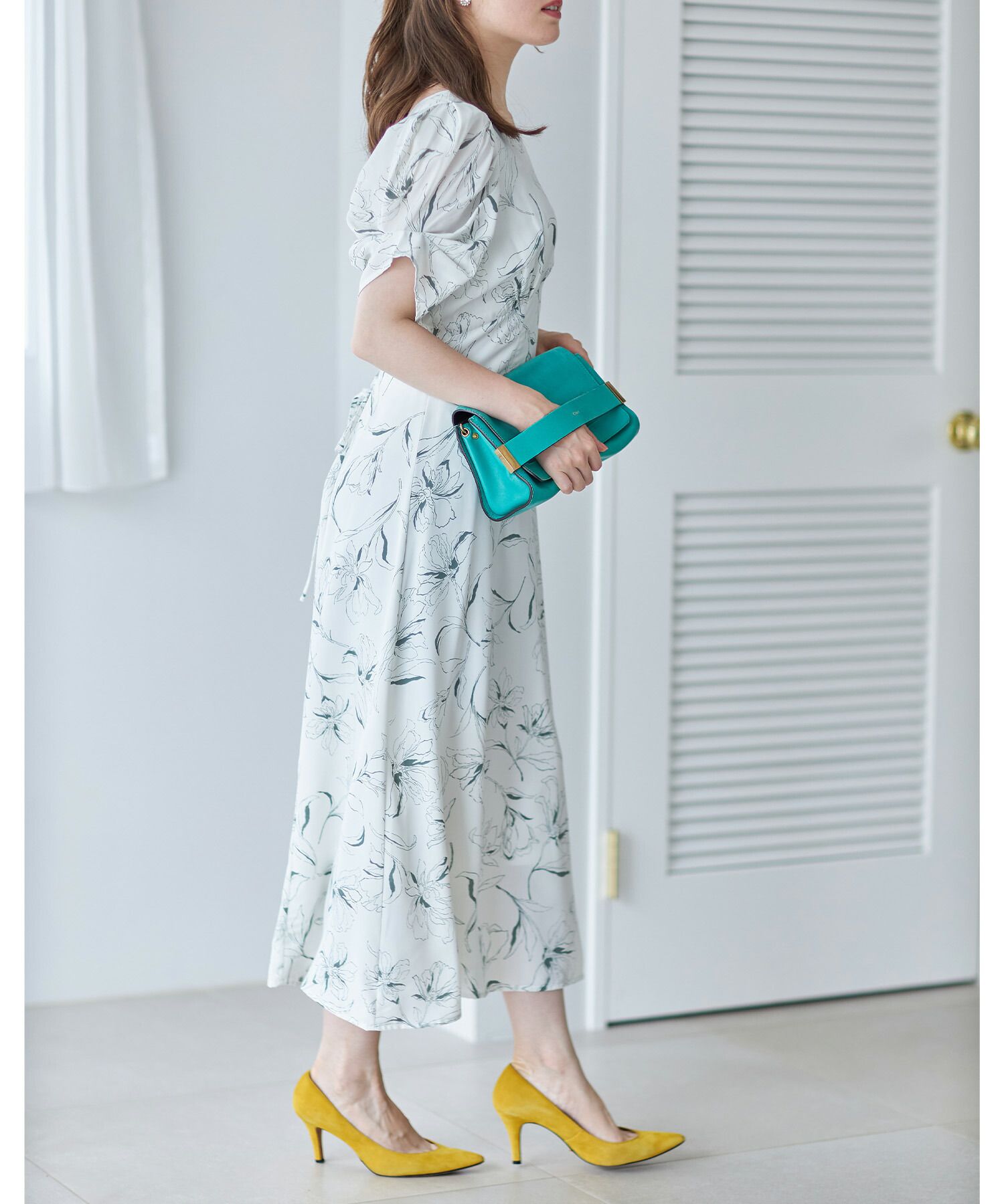 日本 tocco-closet - 典雅方領後綁帶泡泡袖洋裝-純潔百合-春芽綠