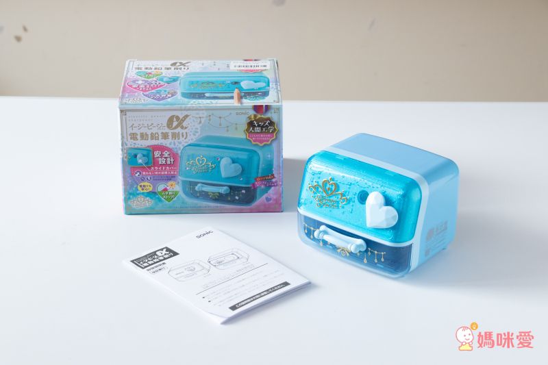 日本文具 SONIC - 自動停止電動安全削鉛筆機(3種筆芯)-可愛版-粉藍